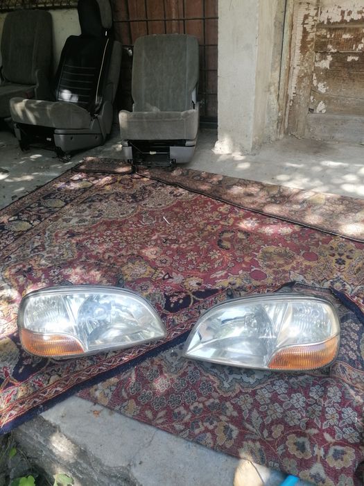 Фарове за Suzuki Wagon ляв и десен цена на брой