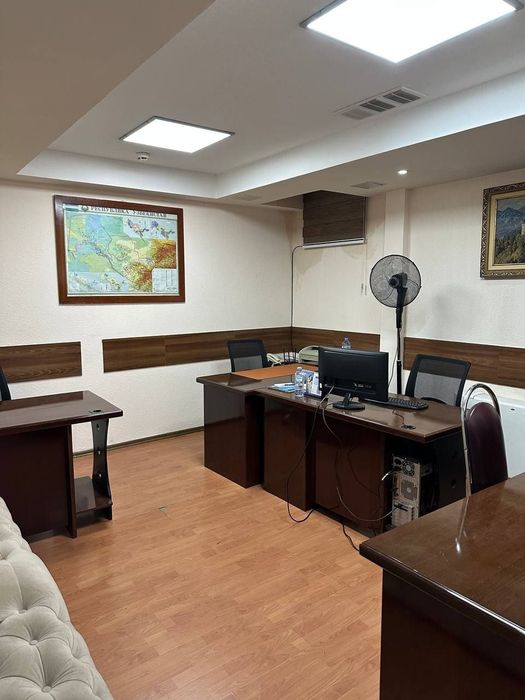 Уютный мебелированный офис в центре города ждёт вас!