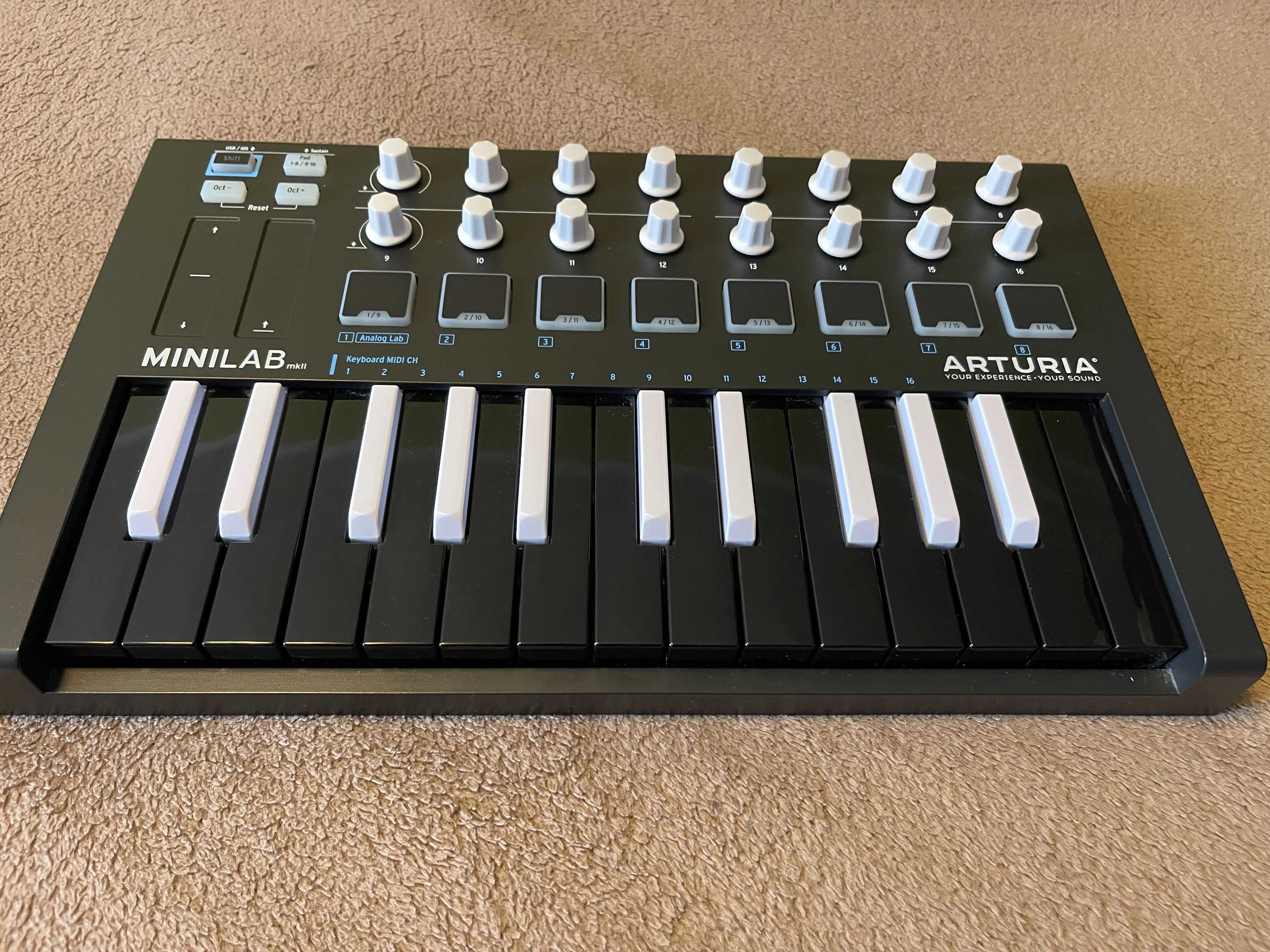 ARTURIA MINILAB MkII - Професионална MIDI клавиатура