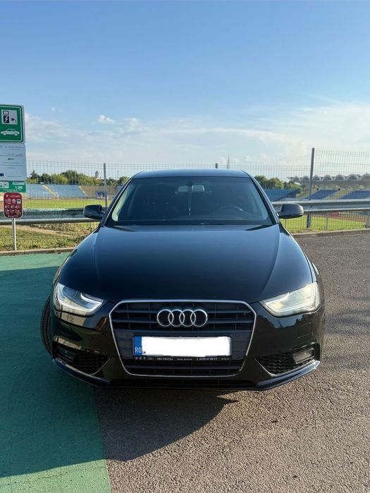 Audi A4 Audi A4 B8 2.0 TDI / 143 CP / Automat