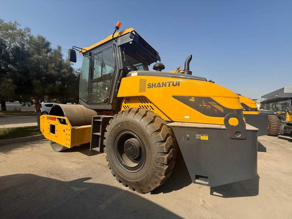 Грунтовый каток SHANTUI SR16MPA 16тн,каток SHANTUI SR20MA рассрочка