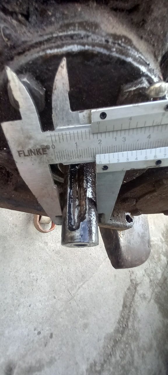 reductor raport 25 la 1 / reductor 110 kg Neptun Câmpina