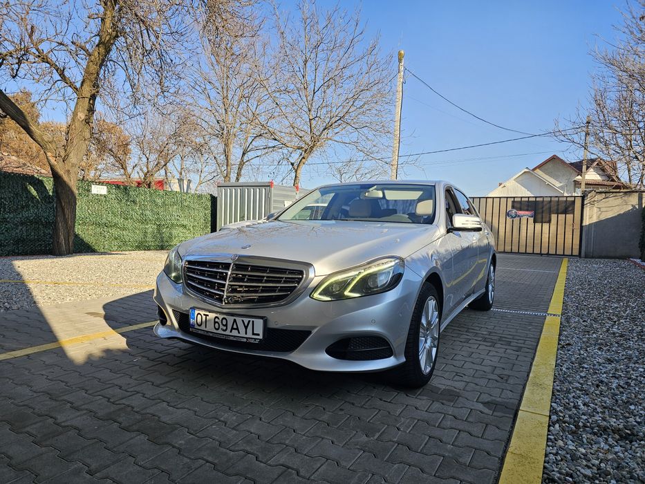 Mercedes Benz E250 204cp Elegance