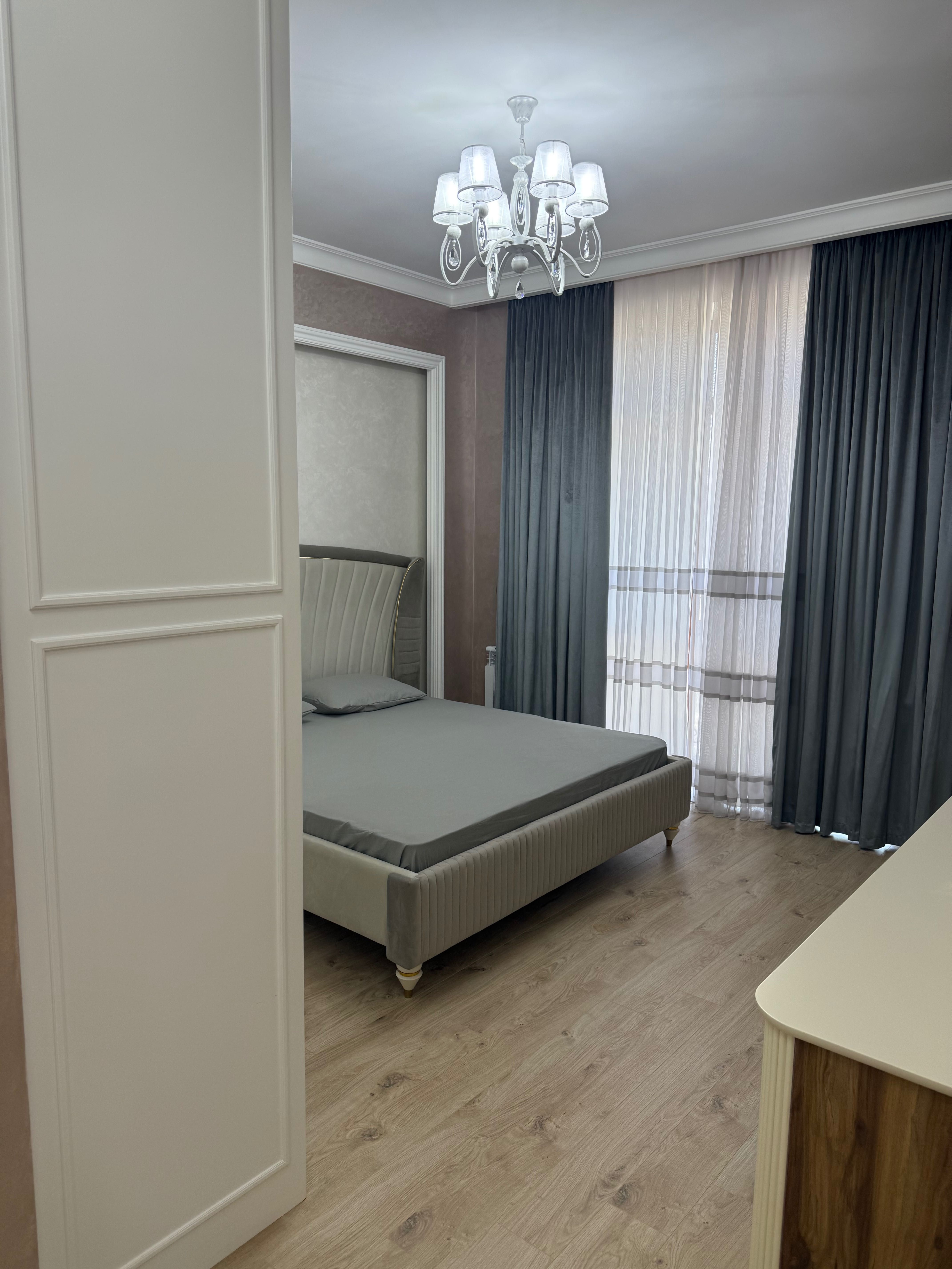 4/4/8 Parisien (текстильный мост) 125 кв.м.