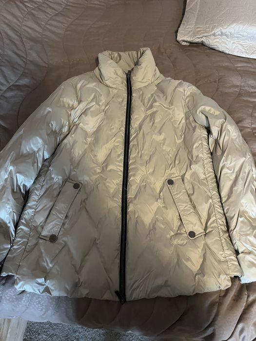 Дамско сиво яке с цип