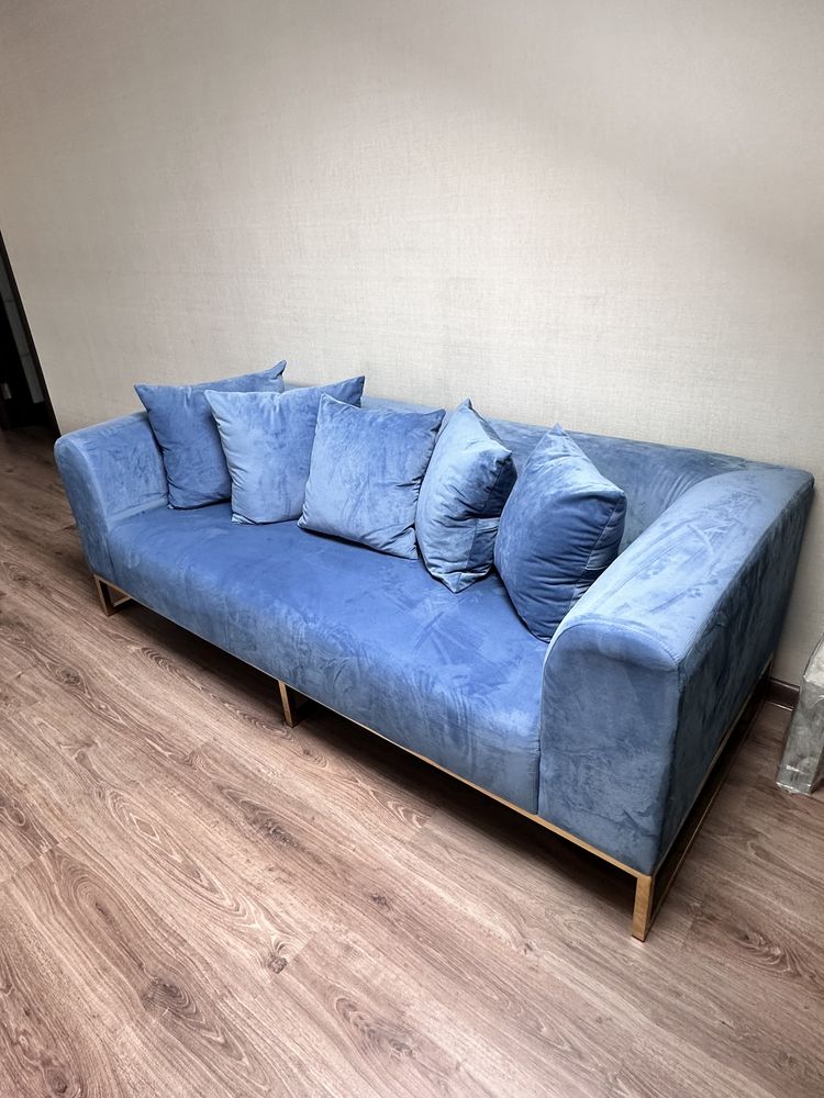 Новый стильный диван