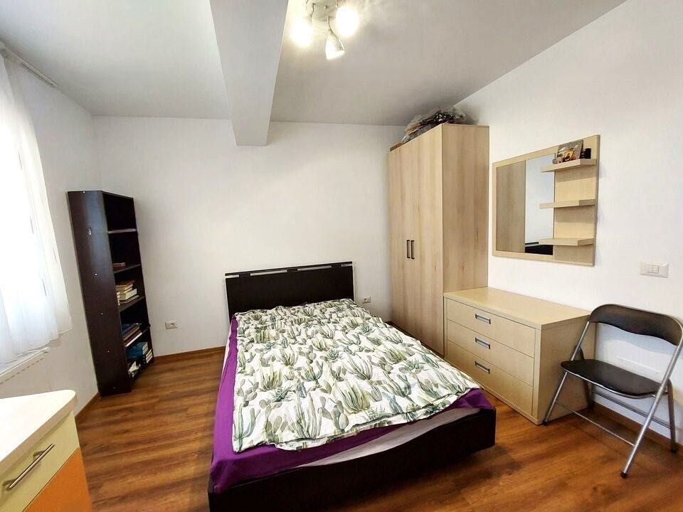 Vând apartament 3 camere, 78 mp, Constanța, Tomis Plus