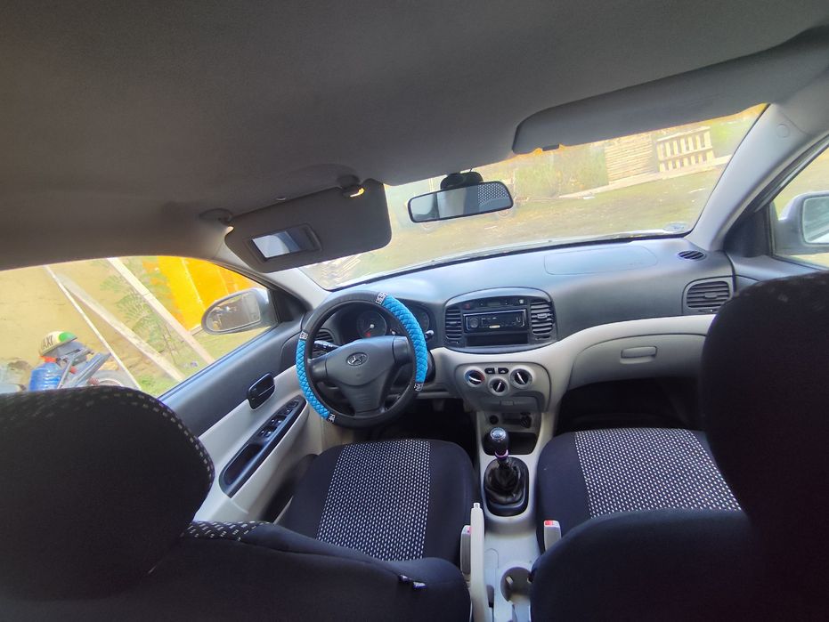 Vând Hyundai accent