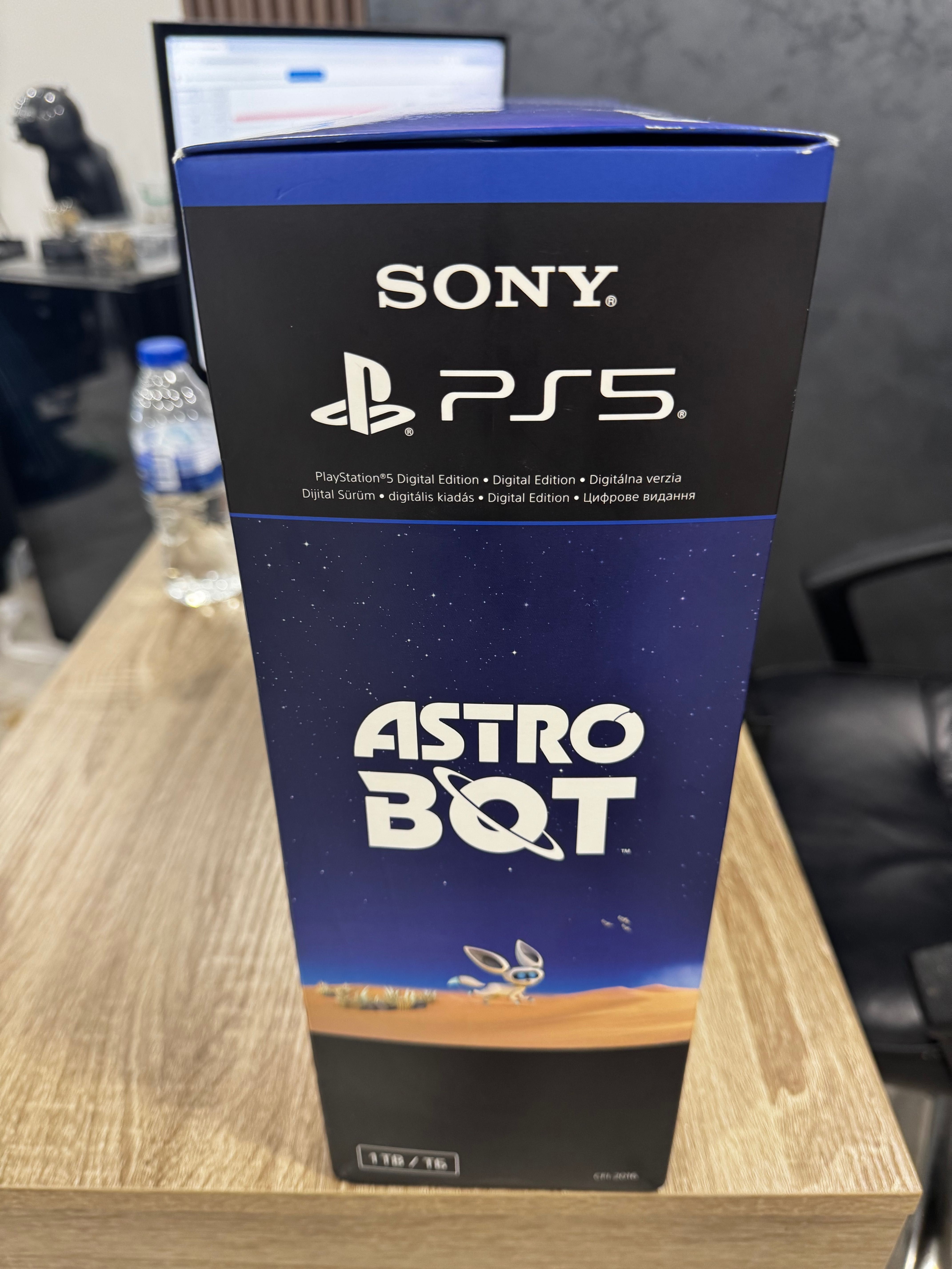 PS5 чисто нов с 2 години гаранция