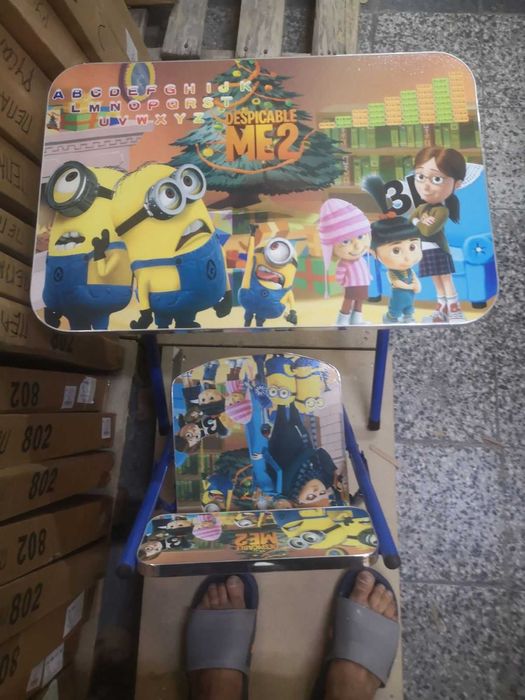 Детски чин, маса с герои