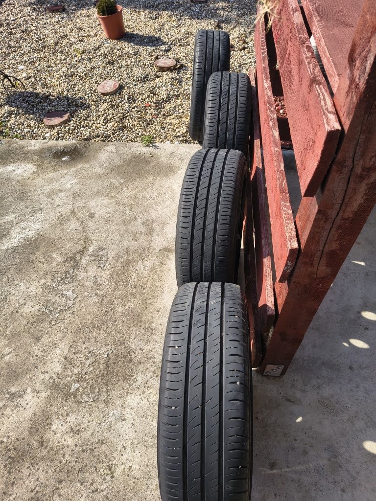 Roți Skoda Fabia 3 185/60 r15