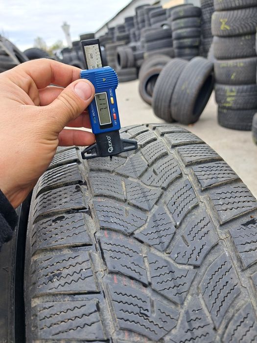 Anvelope de iarna 225-60r17 Dunlop