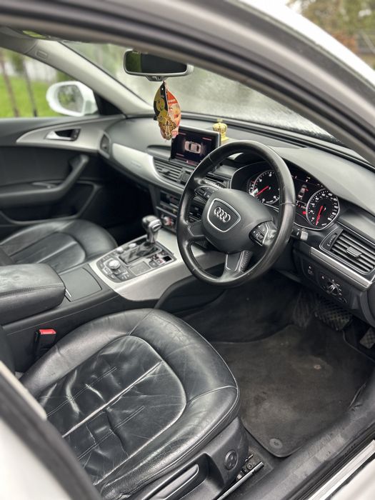 Vand Audi A6 Quattro 2011
