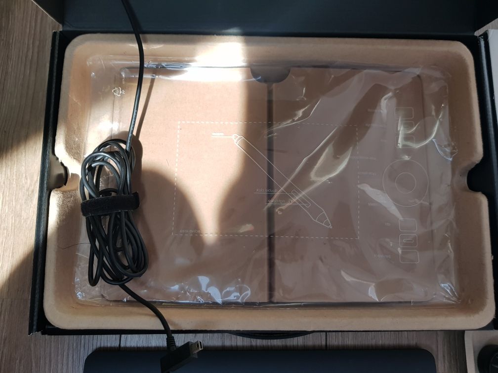 Wacom Intuos S Pro - графичен таблет