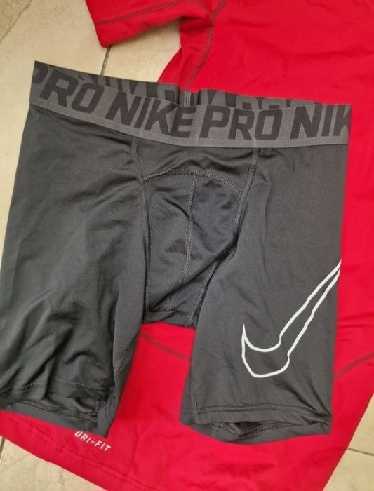 Nike Pro лот за момче клин и тениска