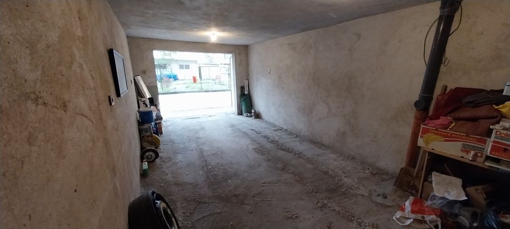 Дава се под наем Гараж / Паркомясто в Пазарджик, Идеален център - 24 кв.м за 100 € - Снимка #4