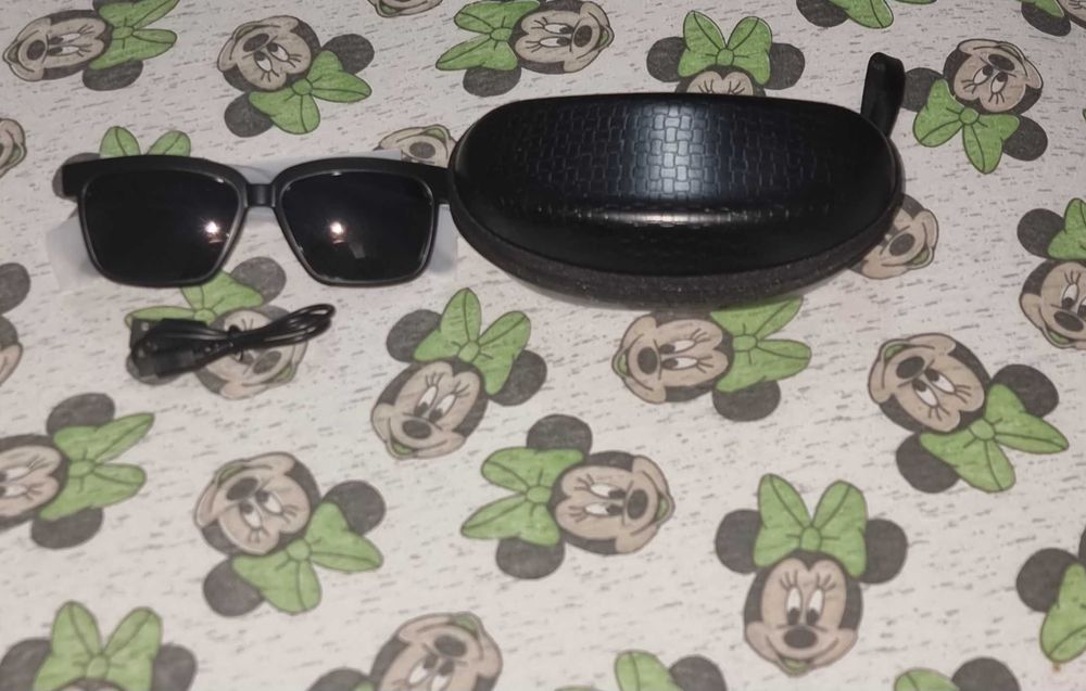 Ochelari de soare inteligenți