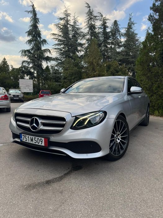 Mercedes-Benz E220 9G/Navi/Kamera/Led