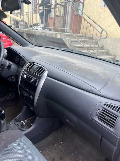 Dezmembrez Mazda Premacy 2004,1.8 benzina 74kw,cutie in 5 trepte