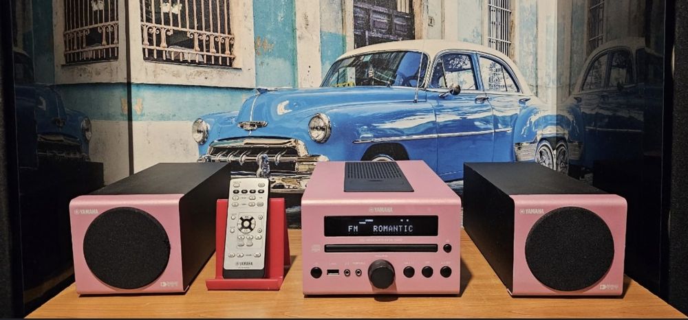 Bijuterie roz Yamaha CRX 040 mini sistem audio