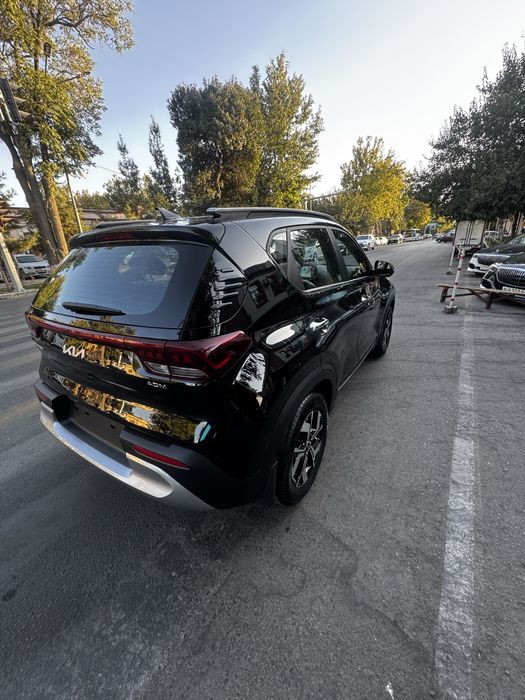 киа сонет фул 2025