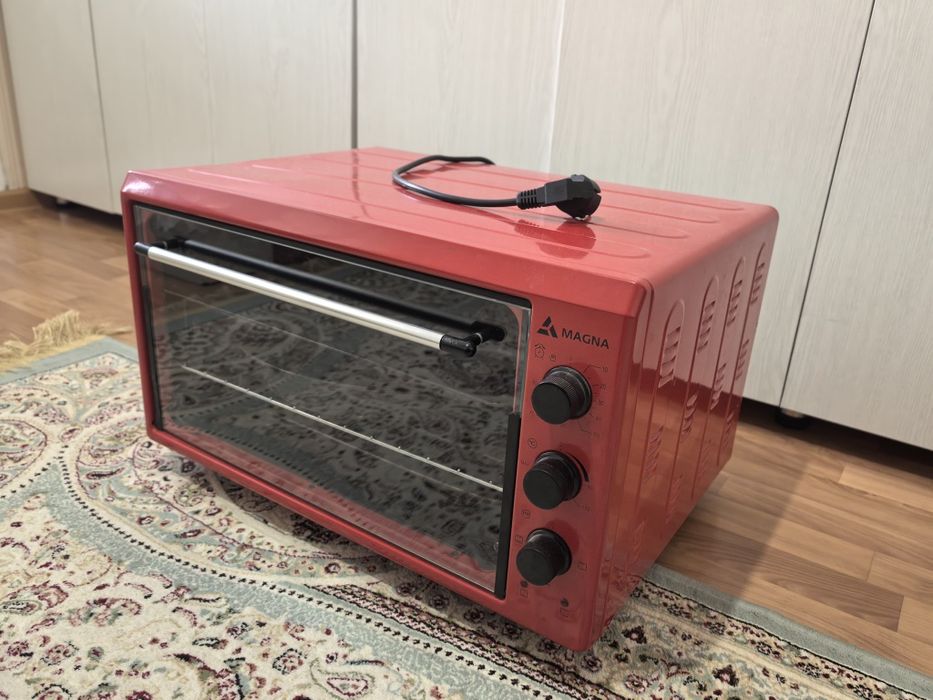 Срочно духовка новая