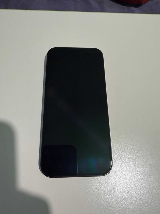 Iphone 15 PRO 256 stare foarte buna de functionare husa guess folie