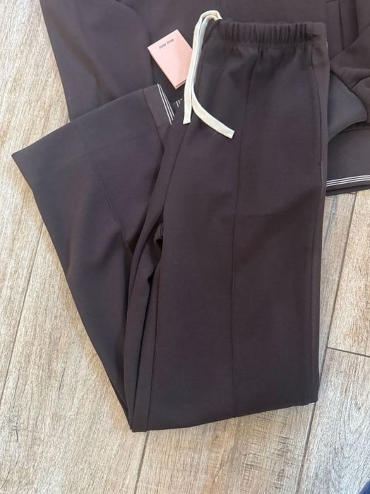 Дамски комплект нов