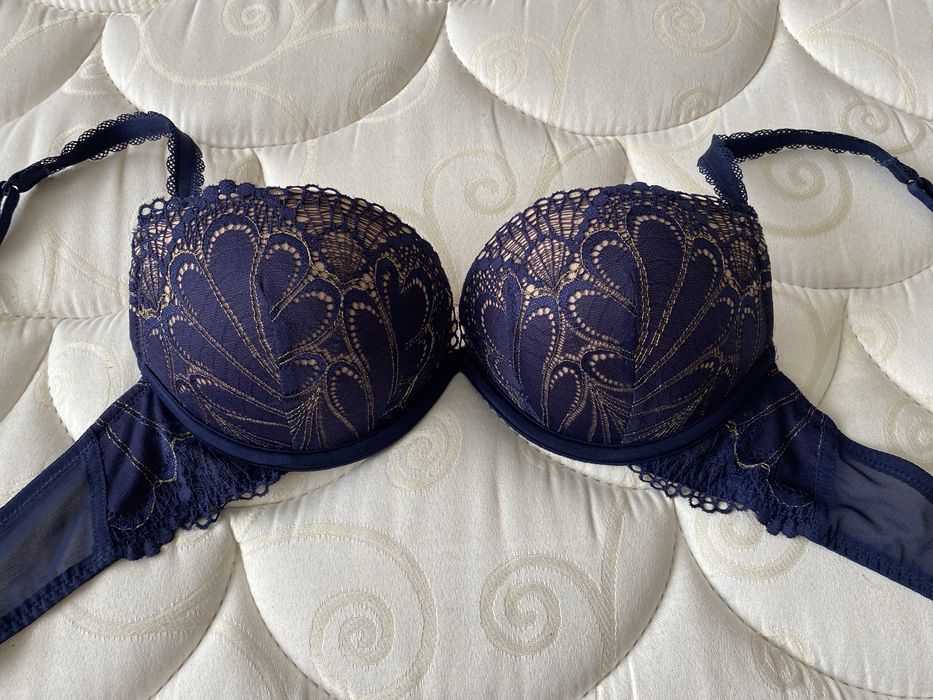 НАМАЛЕНИ! Нови Wonderbra, TWINSET U&B, Calvin Klein. Различни цени