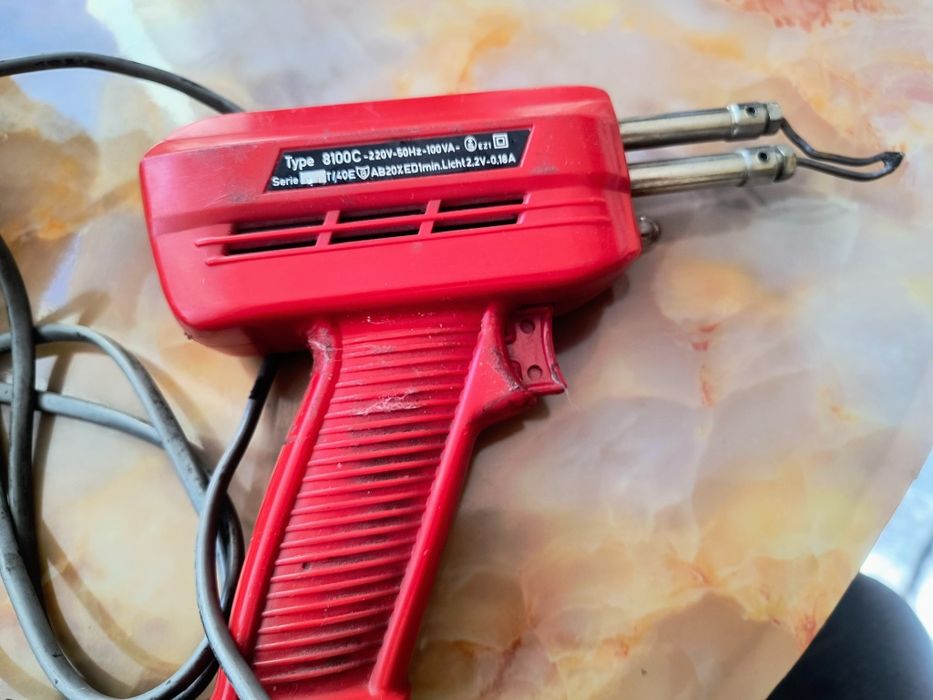 Индукционен поялник Weller Record 8100 CK