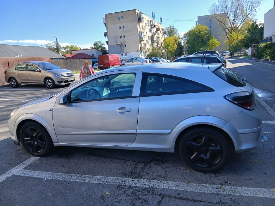 Vand Opel astra h gtc pachet opc