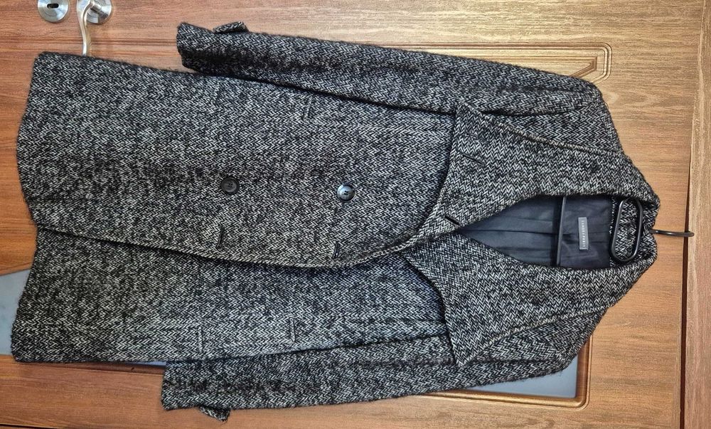 Продавам дамско палто Sandra Pabst - размер 42-44