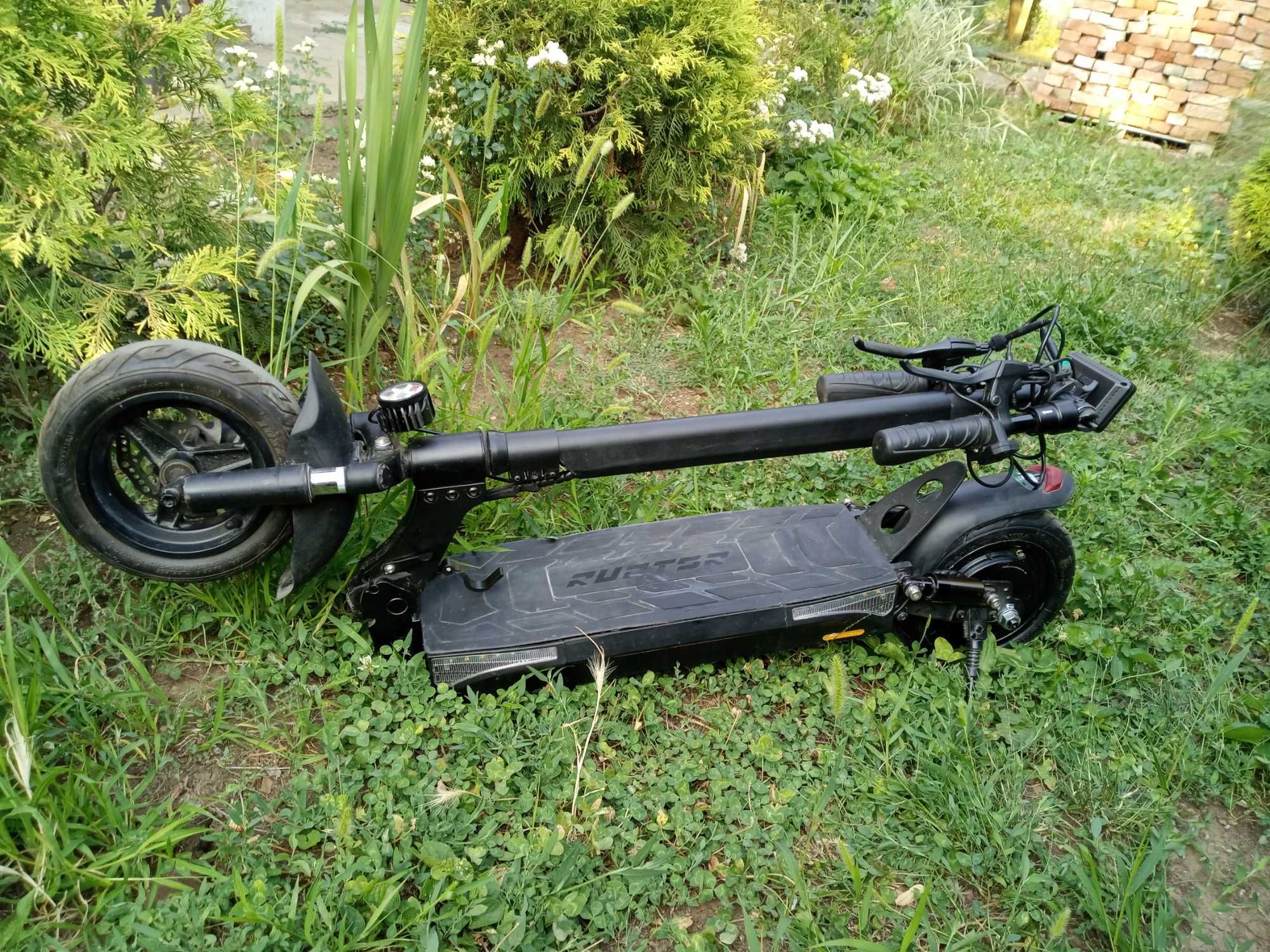 Електрически скутер RUPTOR R1 LITE