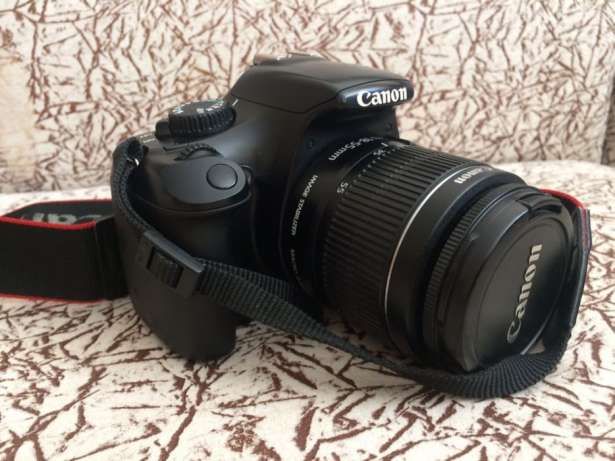 Фотоаппарат зеркальный Canon EOS 550D Кенон
