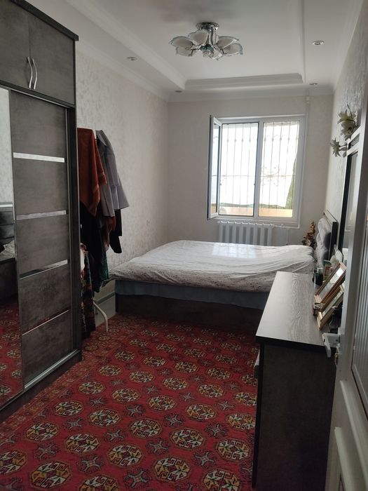 Chilonzor 20Kv da dom sotiladi