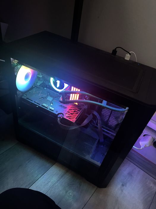 Vand pc ryzen 7 5700X