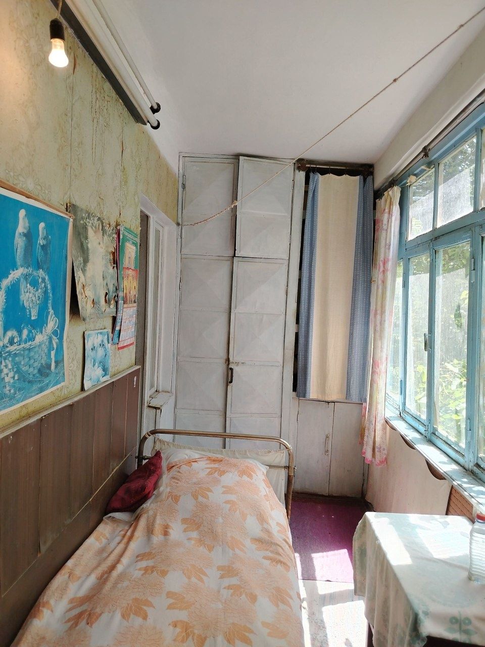 СРОЧНО ПРОДАЕТСЯ Чирчик ш. 3 м/н 2х/2/4 янги планировка 64 м²