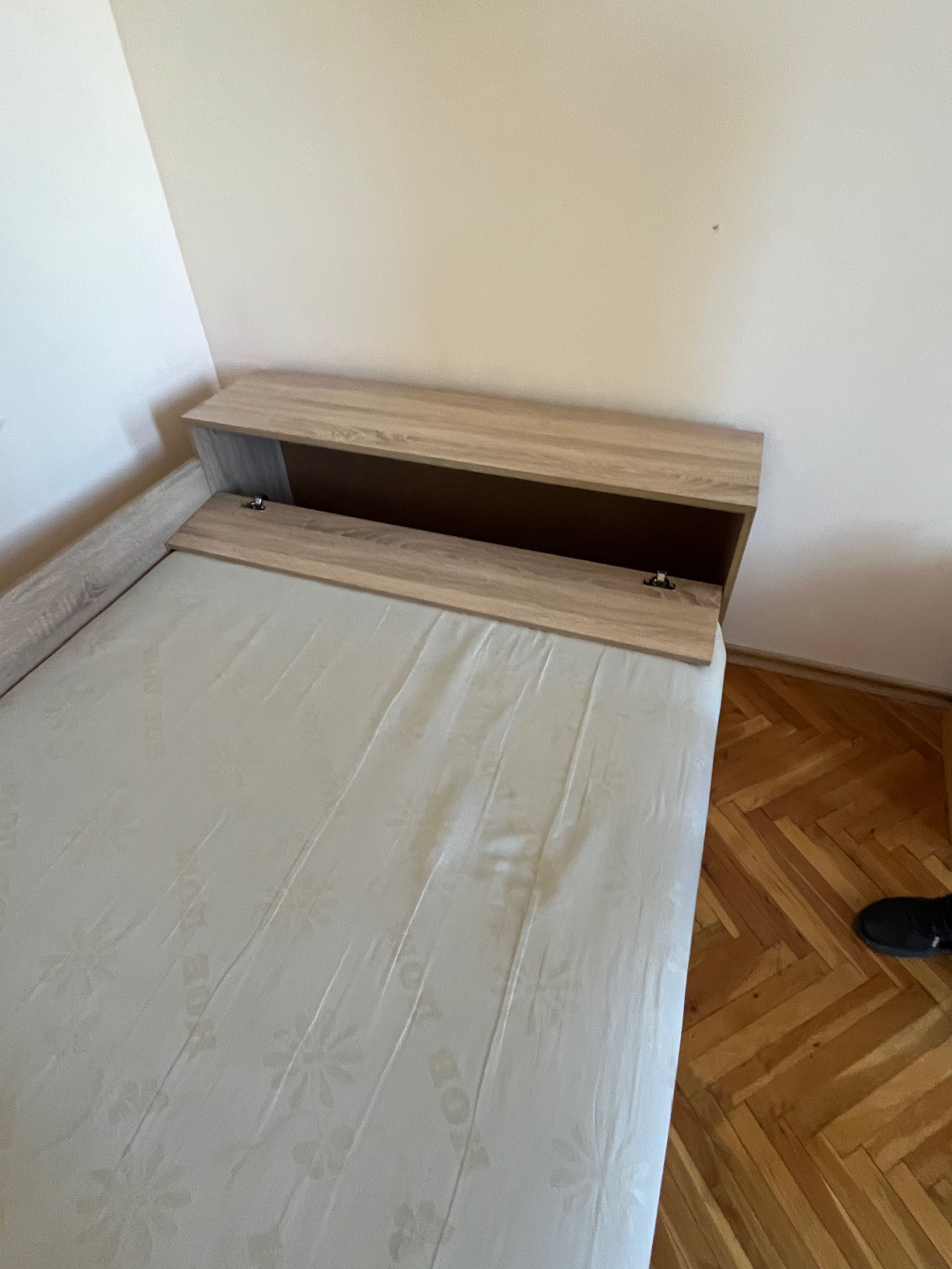 Приста с ракла и повдигащ механизъм