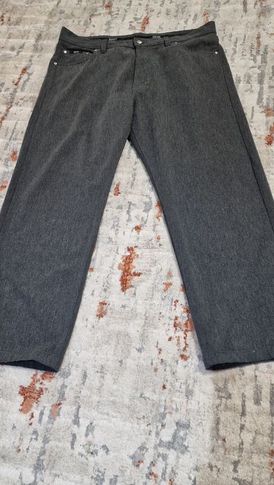 Vand pantaloni barbat