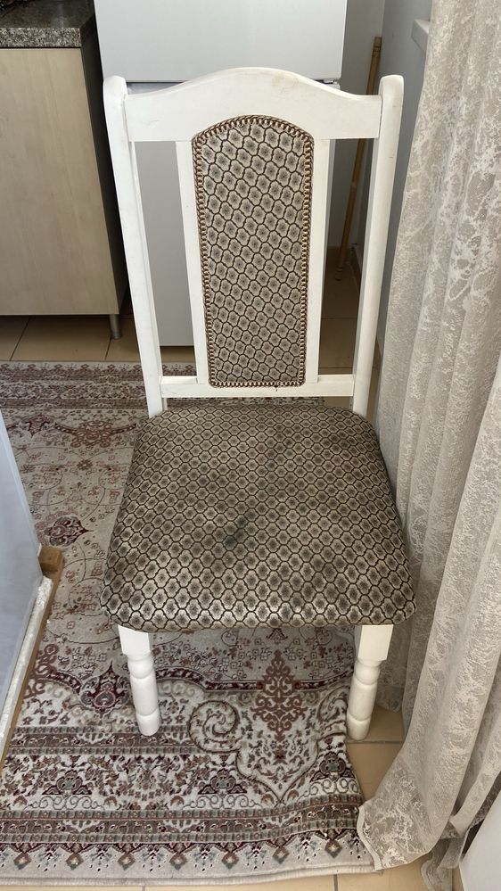 Продам стулья 5 шт
