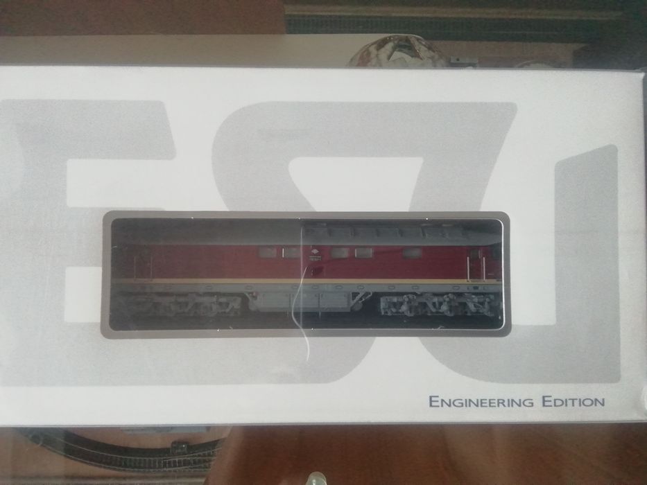 Locomotiva BR 232   ESU / HO