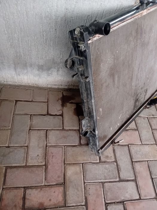 Радиатор. Toyota Land Cruiser.