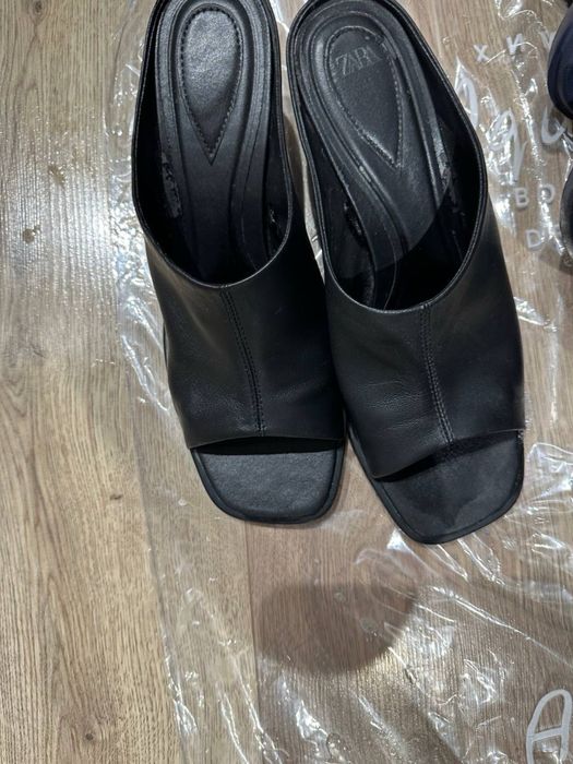 Продам женскую обувь 41 размер в хорошем состоянии дешево.