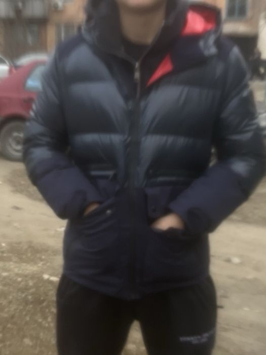 куртка новая moncler