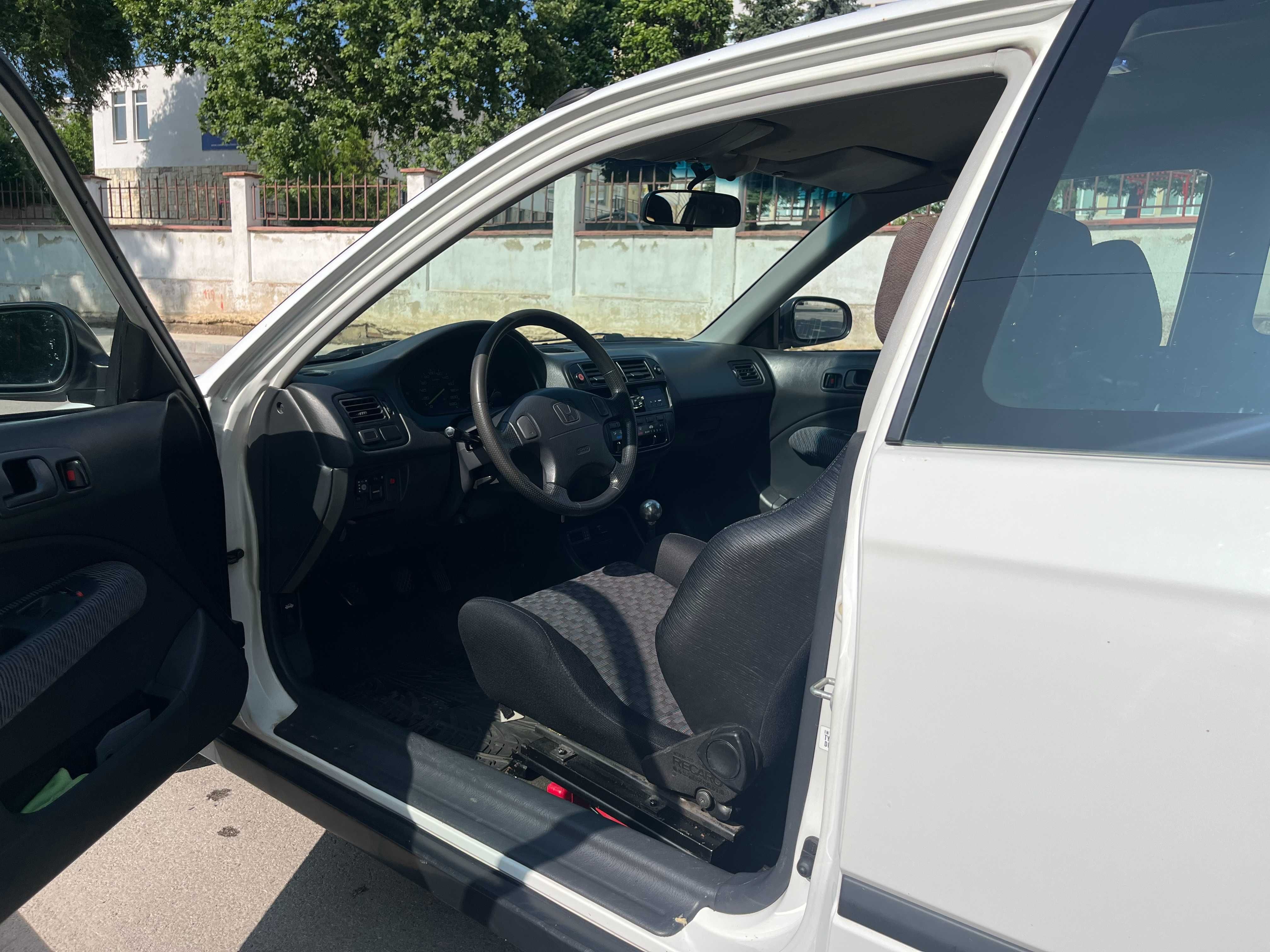 Honda Civic EK3 (D15Z6)