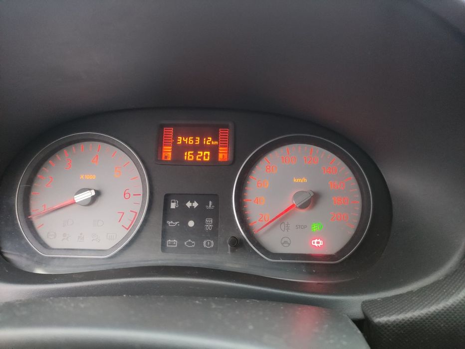 Dacia Logan 2011 1.6 GPL