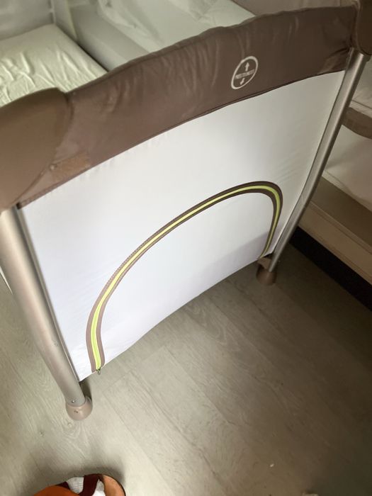 Продавам бебешка кошарка, babymoov