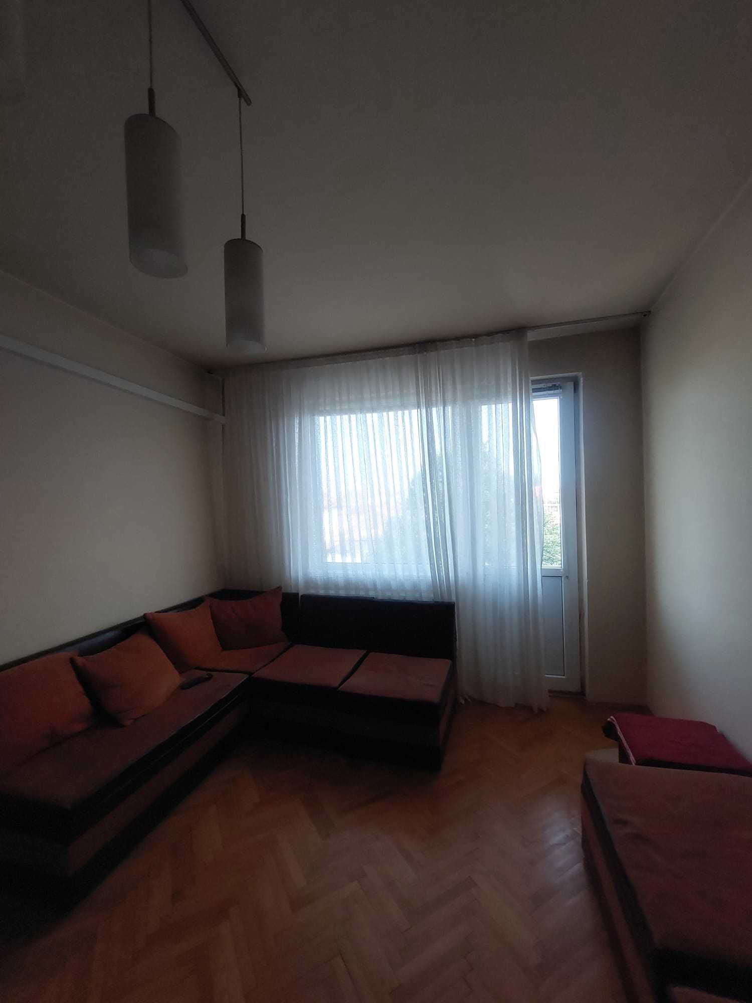 Vand ap. 2cam., central, bine orientat, zona linistita, bloc caramida