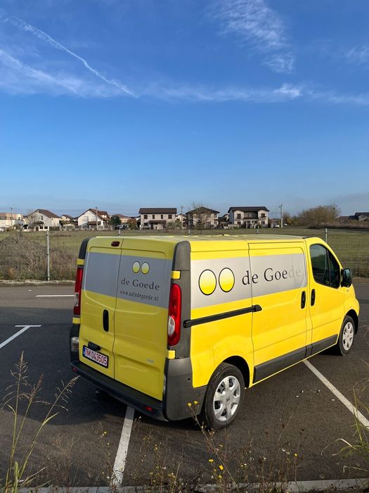 Vând Renault Trafic An 2011
