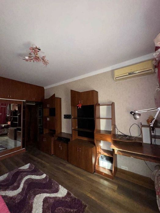 . РАЗДЕЛКА, 70м², Чиланзар 19 Квартал, 3\3\4,Продаётся Квартира
